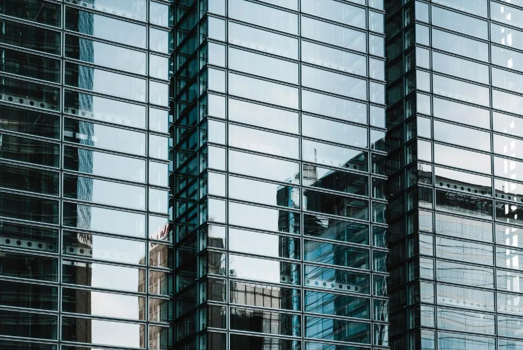 Curtainwalling